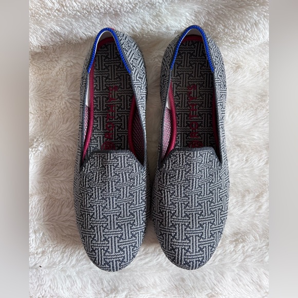 Rothy's Retired Gray Grid Pattern Size 8 - Picture 3 of 7